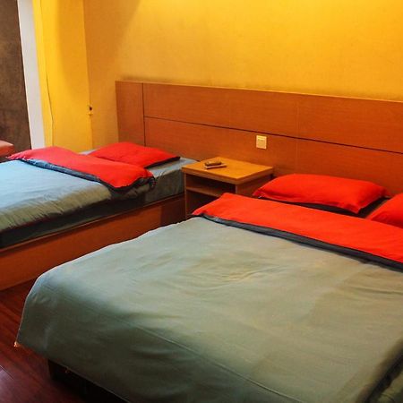Dengba Hostel Chengdu Branch Eksteriør billede