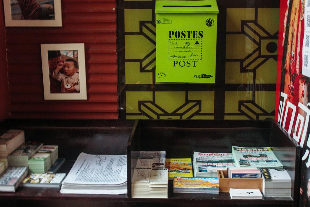 Dengba Hostel Chengdu Branch Eksteriør billede